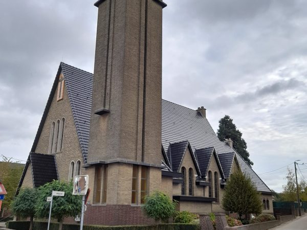 Onze Lieve Vrouw van de Vrede kerk Hogen